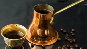 Koffie zetten met Turkse Ibrik